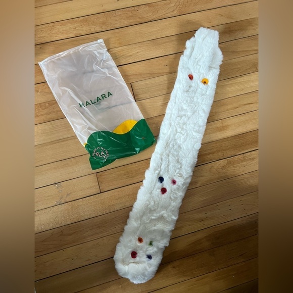 Halara Play It My Way White Colorful Button Scarves Brand New - Picture 2 of 7